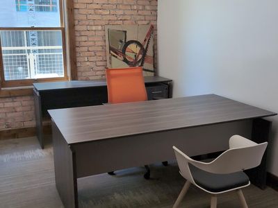 Prime 25th Street Office Space for Summer Walkable, Restaurants, Views