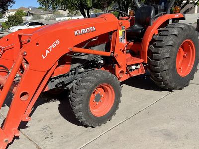 Kubota L4701 hydrostatic 47 hp