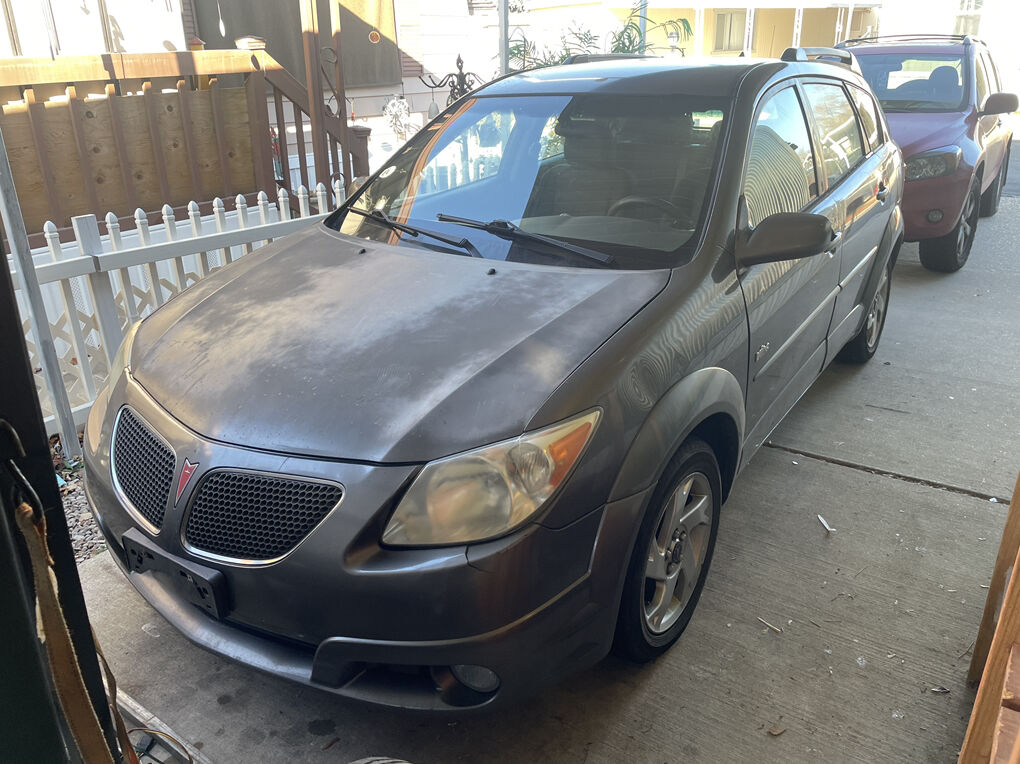 2005 Pontiac Vibe 