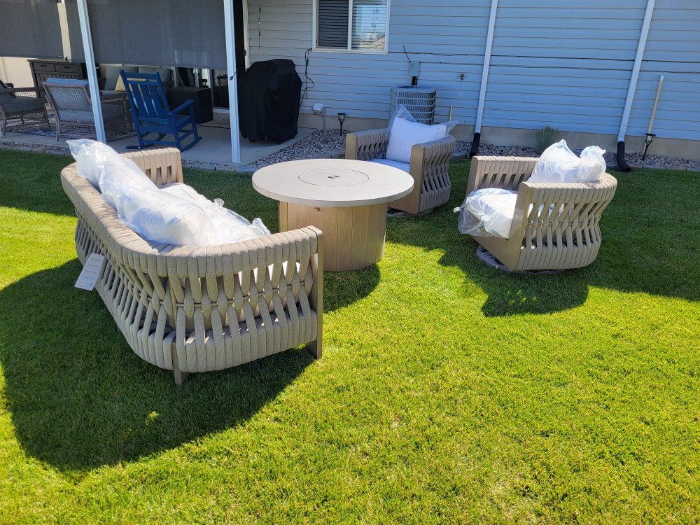 4Pc HaliFax Deep Seating Patio Set w/Fire Pit** Beige
