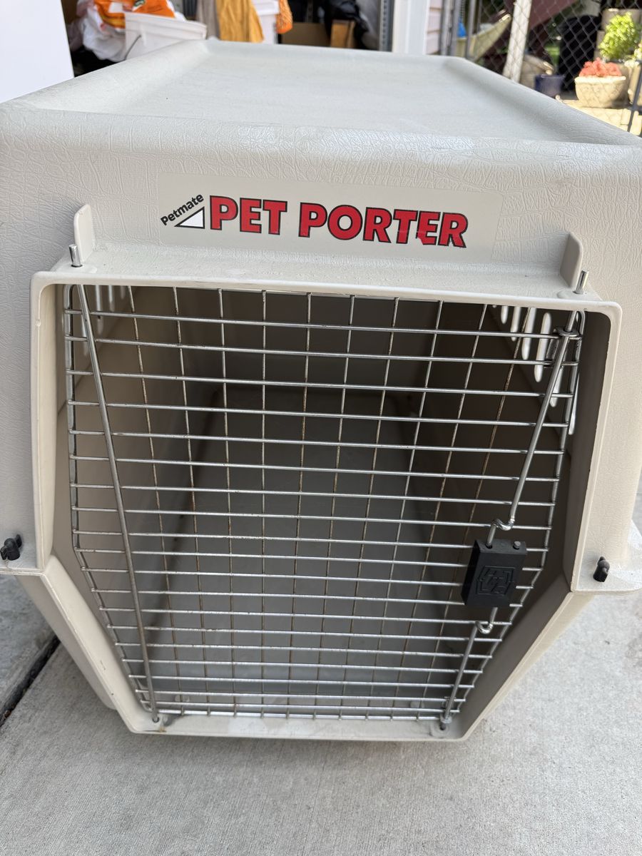 Pet Porter Large Kennel