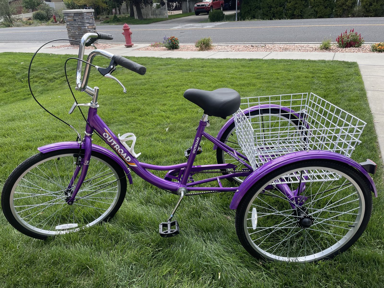 Brand new Comfort Tricycle, 24 inch 1 Speed Cruiser Trike, 3 Wheel Trike Bike with Large Basket