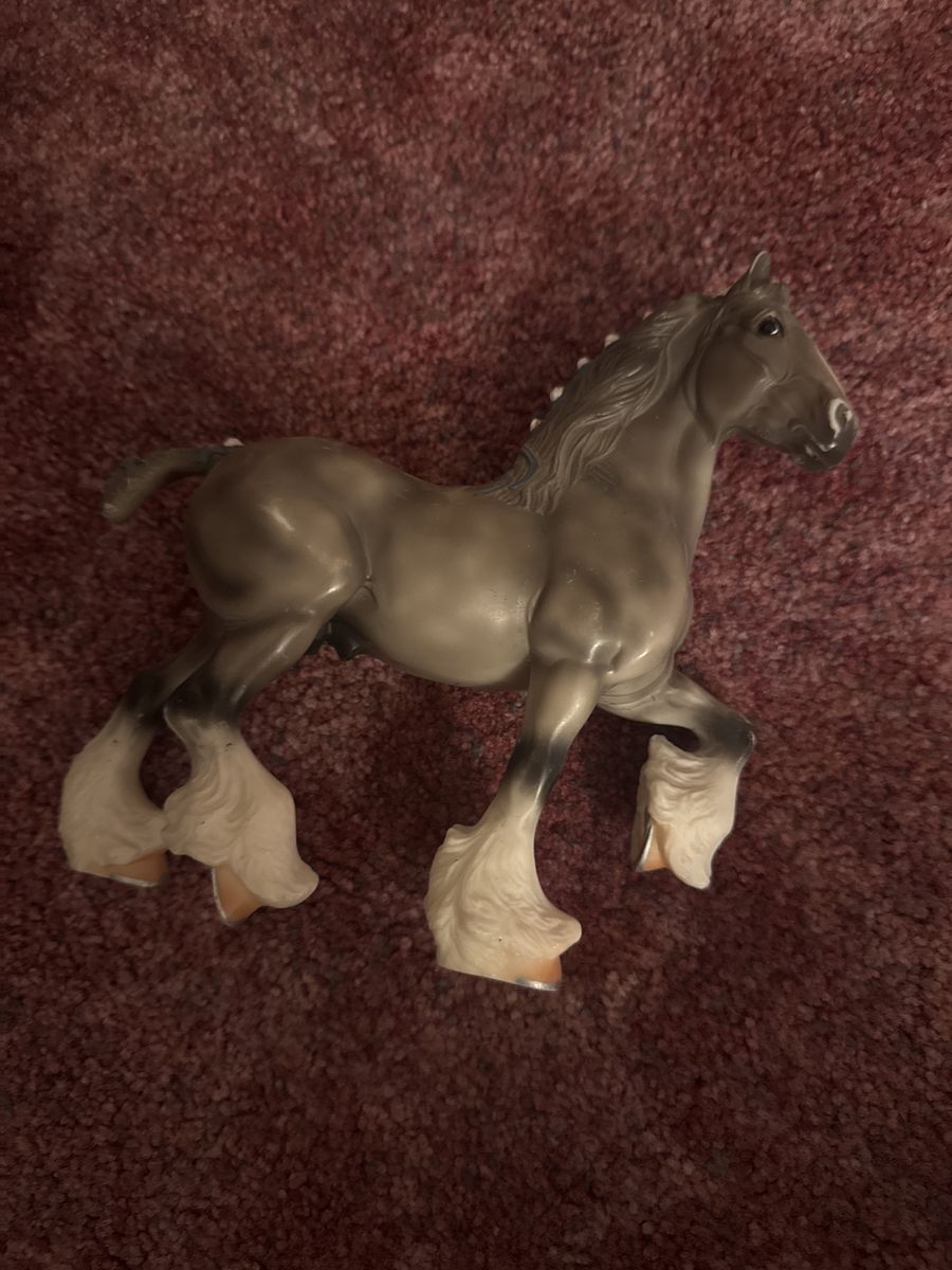 Horse Figurine Toy Grey & White Clydesdale Model Farm Animal Toy