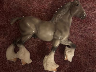 Horse Figurine Toy Grey & White Clydesdale Model Farm Animal Toy