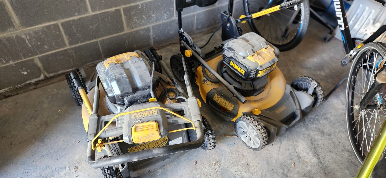 Dewalt Electric Lawn Mowers