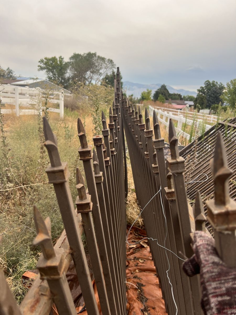 *BONUS INCLUDED* Ornamental 5ft High Vintage Wrought Iron Fence Panels, Matching Double Gate & Posts