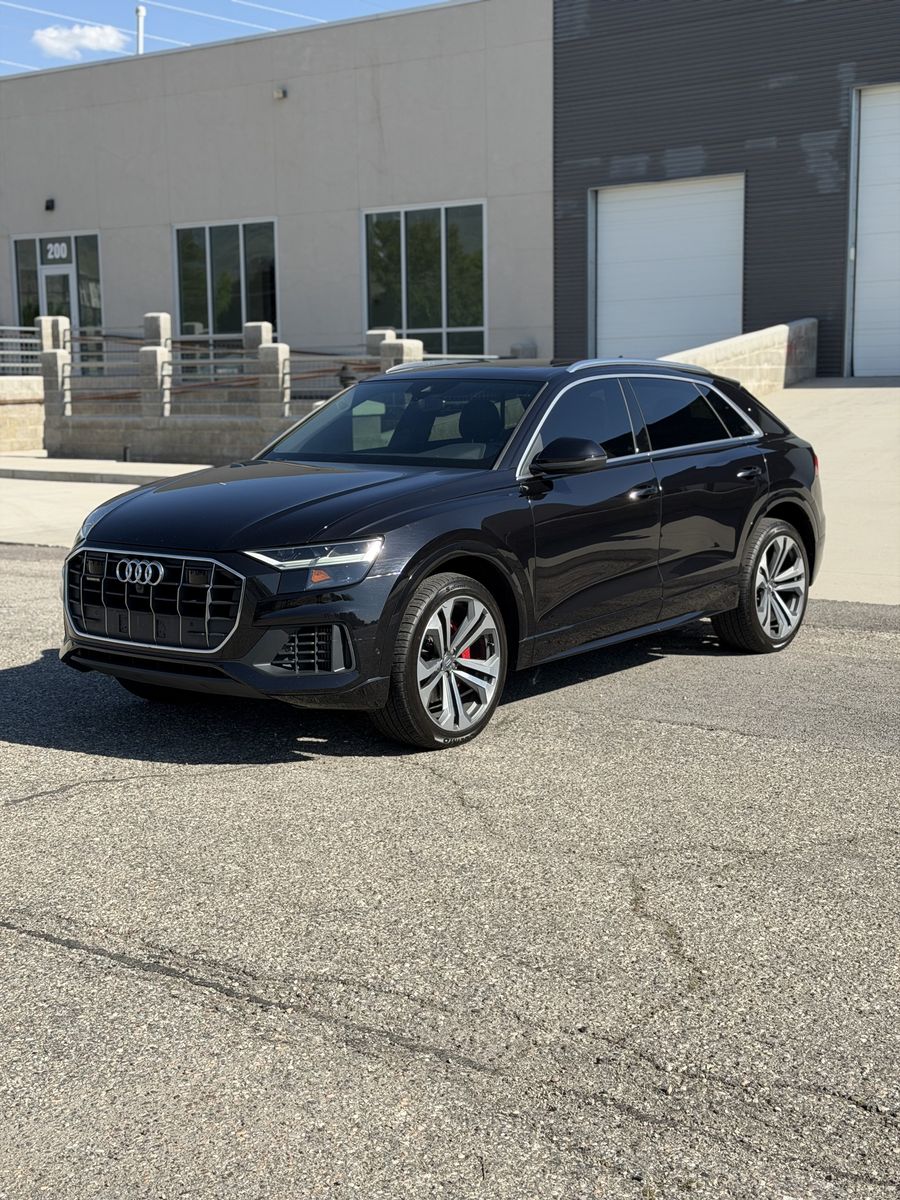 2019 Audi Q8 quattro Premium Plus 55 TFSI