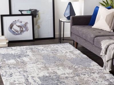 NEW Surya Rug 6’7” x 9’6” Venice Machine Woven Rug