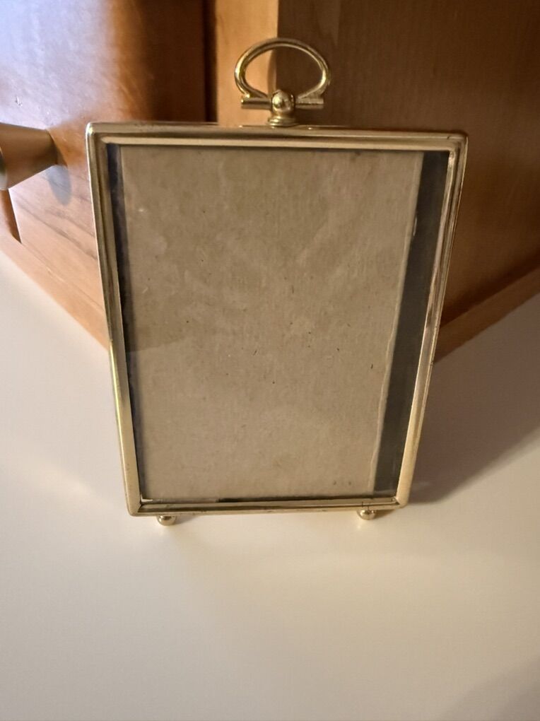 Vintage PIcture Frame ( Old )