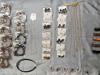 Bulk assortment of jewelry NWT - necklaces, earrings, bracelets *50+ pcs*