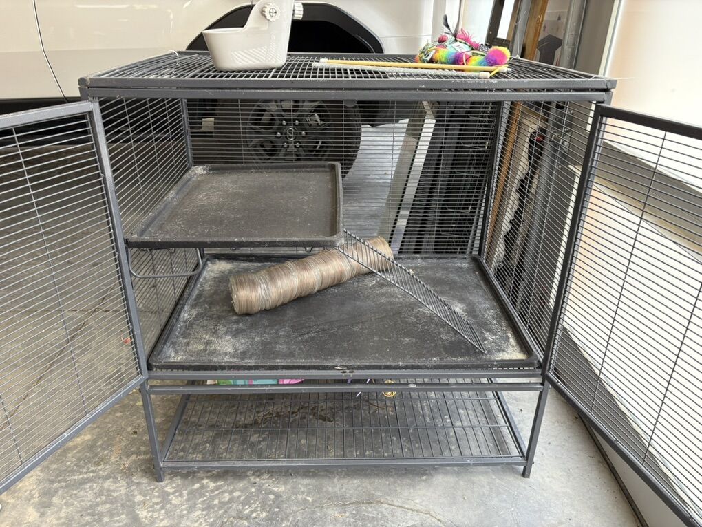 Ferret / Critter Cage