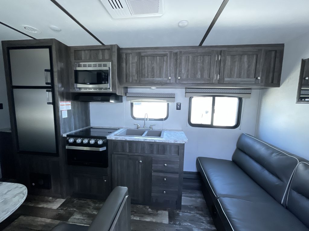 Main image 30