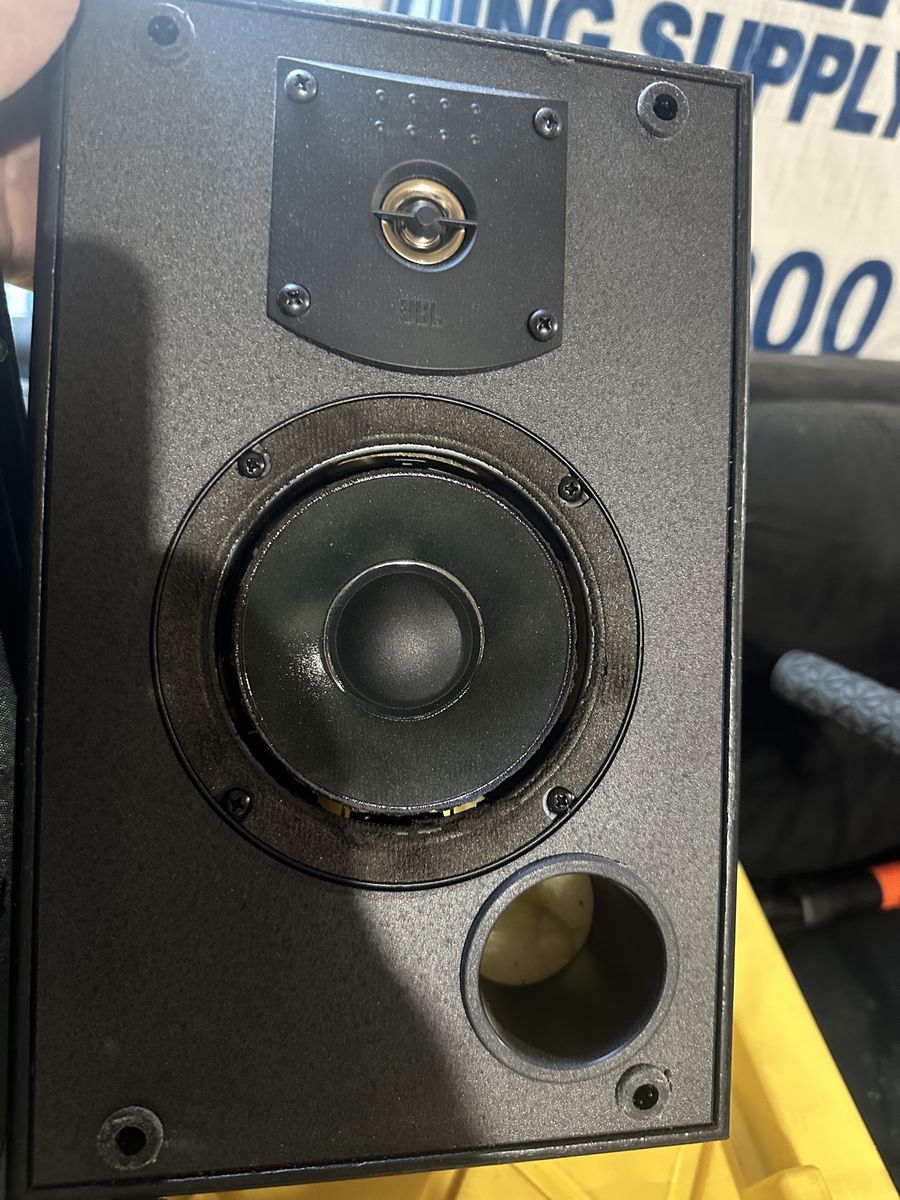 Main image 4