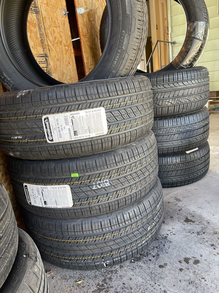 Continental 4x4 Contact 255/50R19