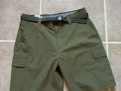 Orvis New Men's Shorts Size 34 Green Khaki