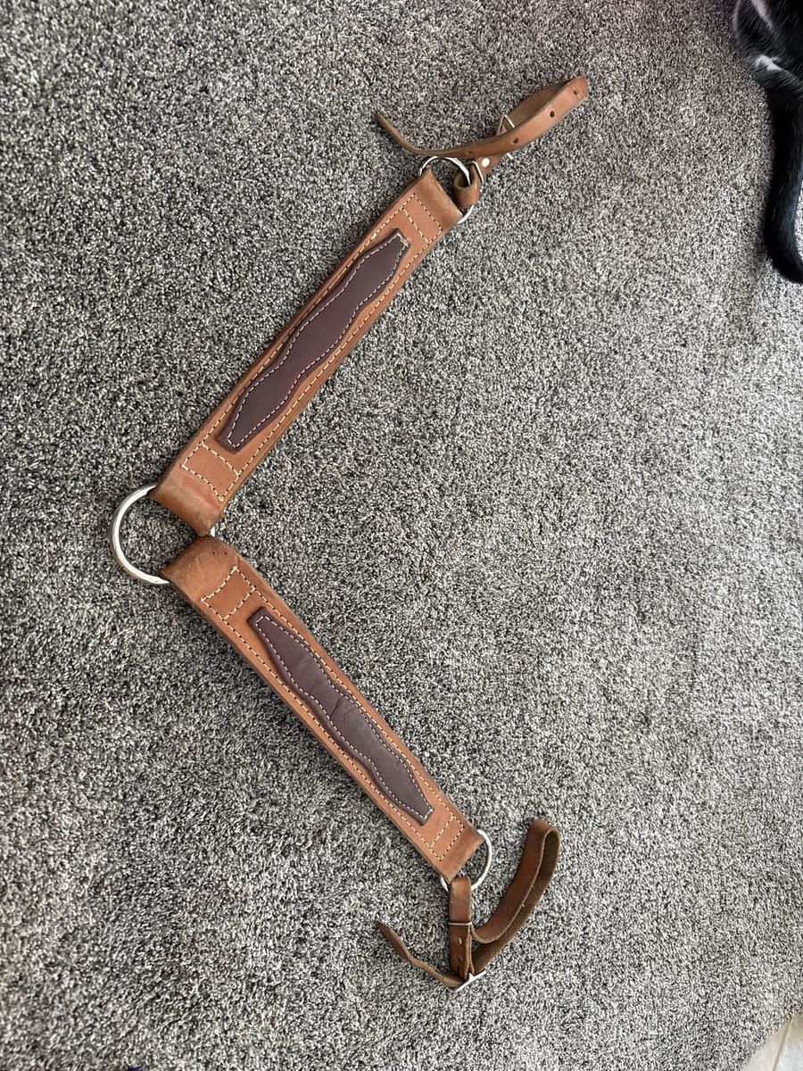 Leather breastcollar