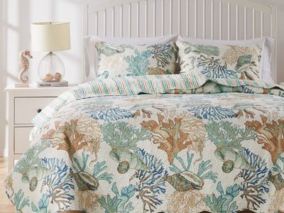 Barefoot Bungalow Atlantis Coastal Quilt Set, 3-Piece King/Cal King