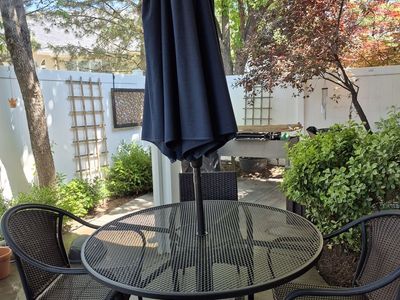 Outdoor table and chairs