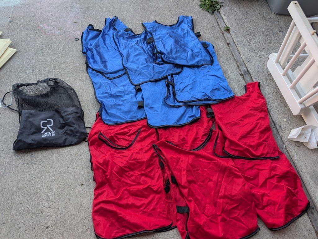 Sports Republik scrimmage pinnies - practice jerseys