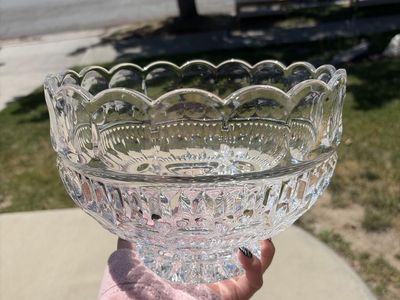Large Scalloped genuine crystal bowl