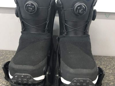 Used Burton Highshot X Step-on Snowboard Boot+Binding Womens 7