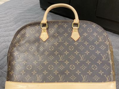 LOUIS VUITTON ALMA