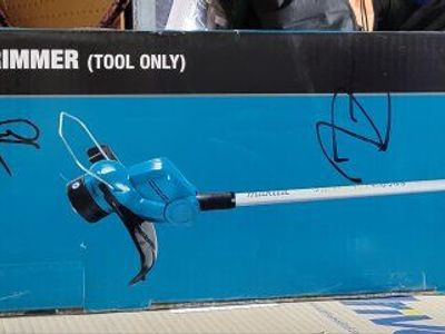 NEW- Makita 18V Cordless String Trimmer