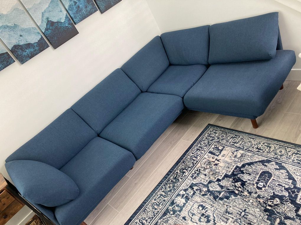 Modern Blue Sectional Sofa with Chaise (Like New)