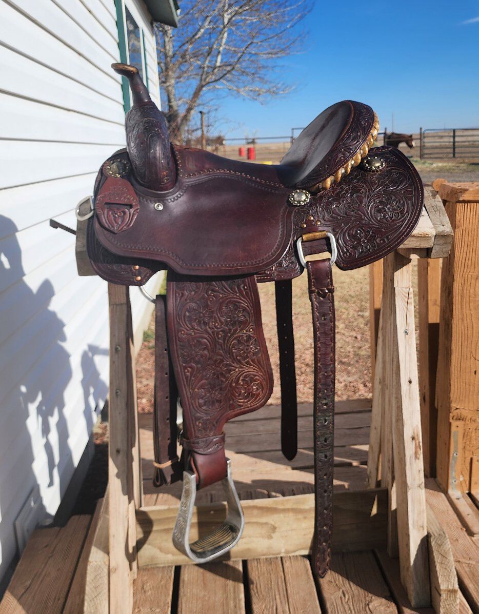 14.5 Epic Barrel Saddle