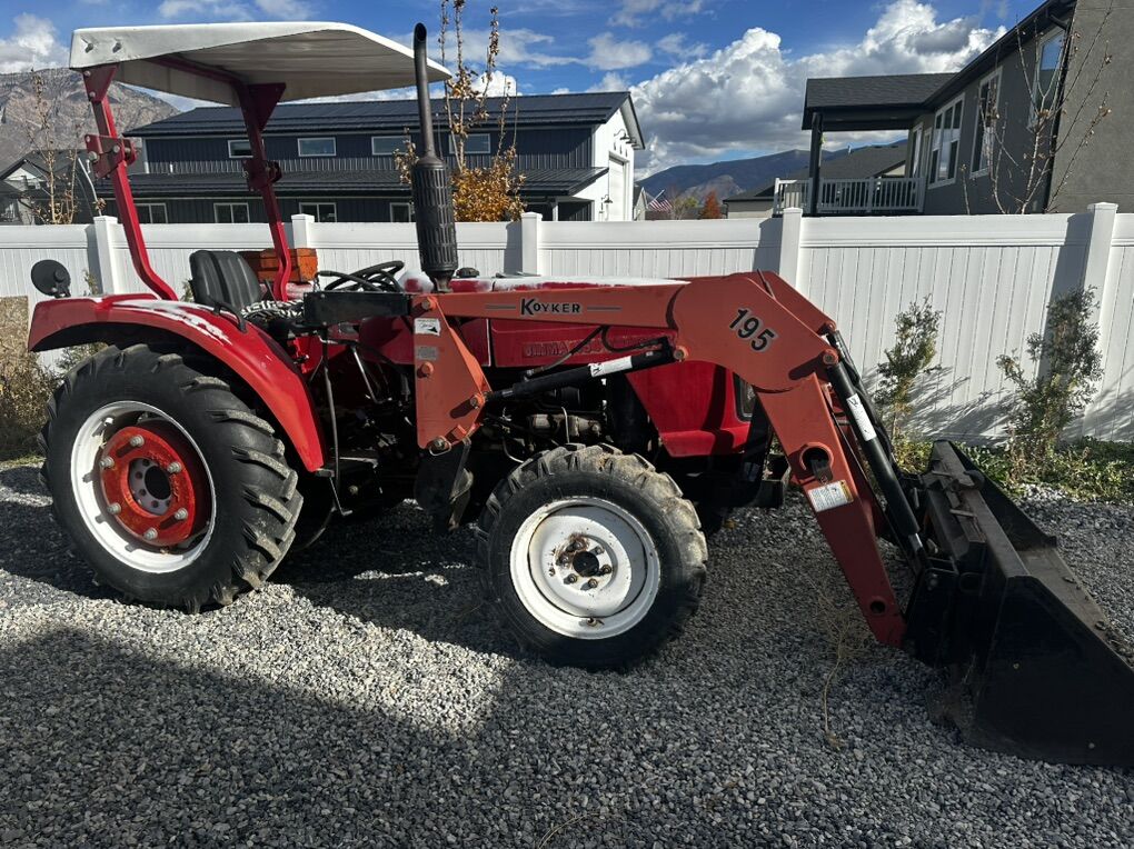 Jimna 454 4x4 with loader