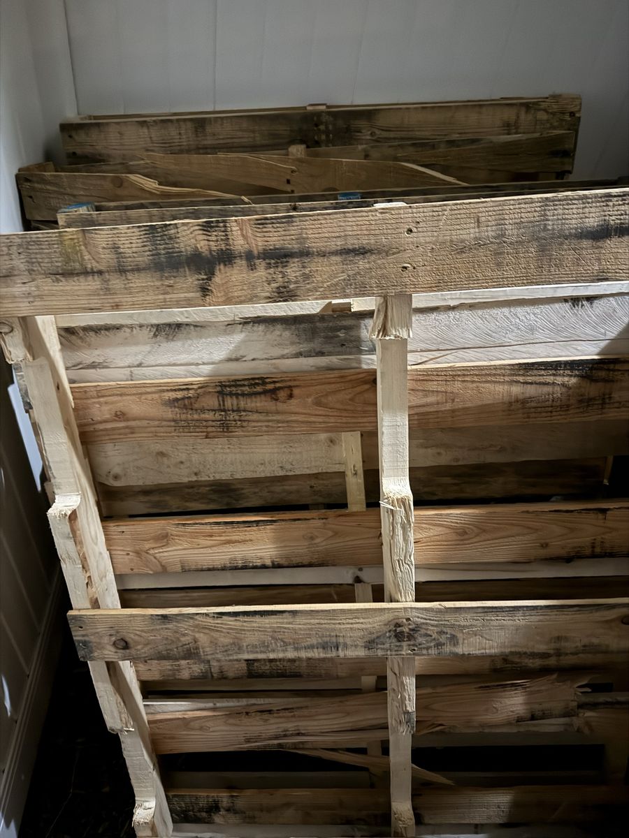 Free Pallets