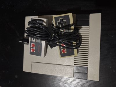 Vintage Consoles, Video Games, Accesories