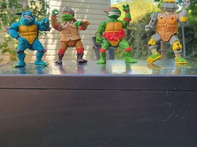 Vintage Teenage Mutant Ninja Turtles Action Figures Lot - 4 Playmates 1980s-90s TMNT