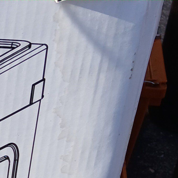 water cooler/coffee maker