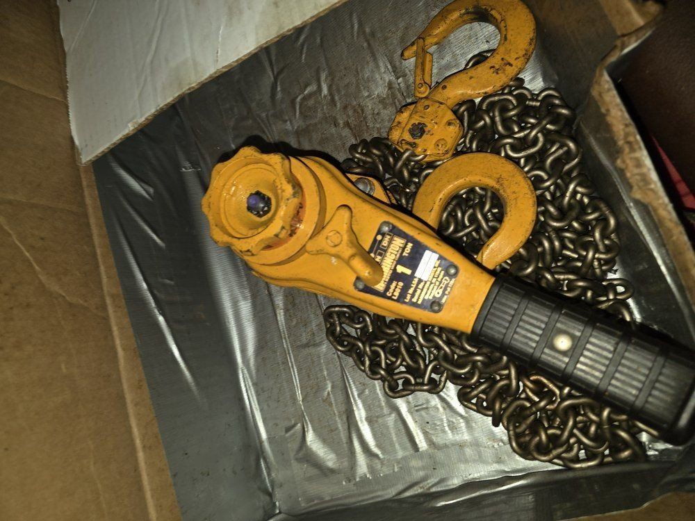 Harrington 1 ton chain manual hoist