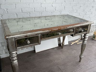 Vintage Style Mirrored Vanity