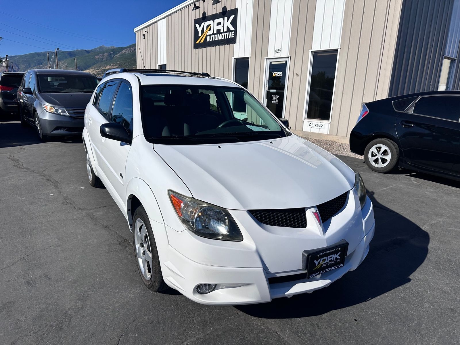2004 Pontiac Vibe Base