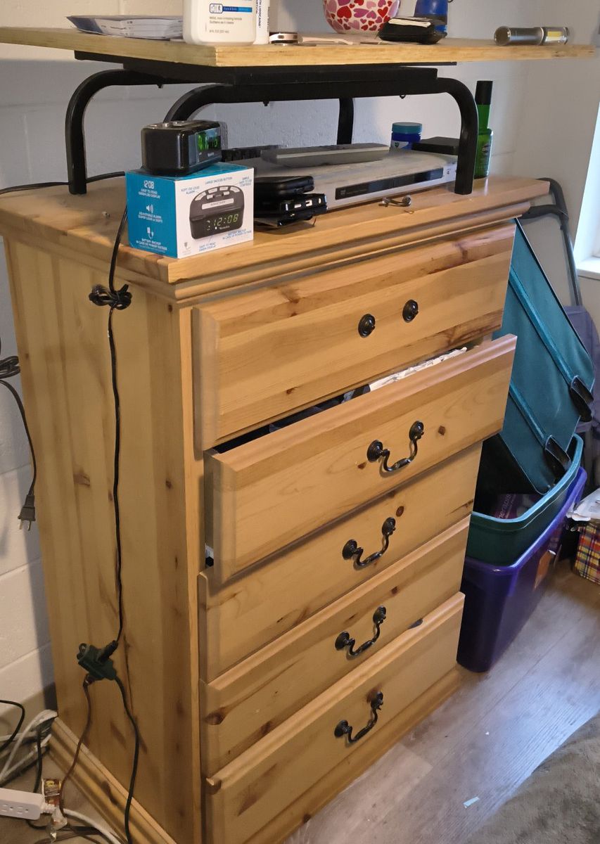 Solid Wood 5-Drawer Dresser with Dark Metal Hardware