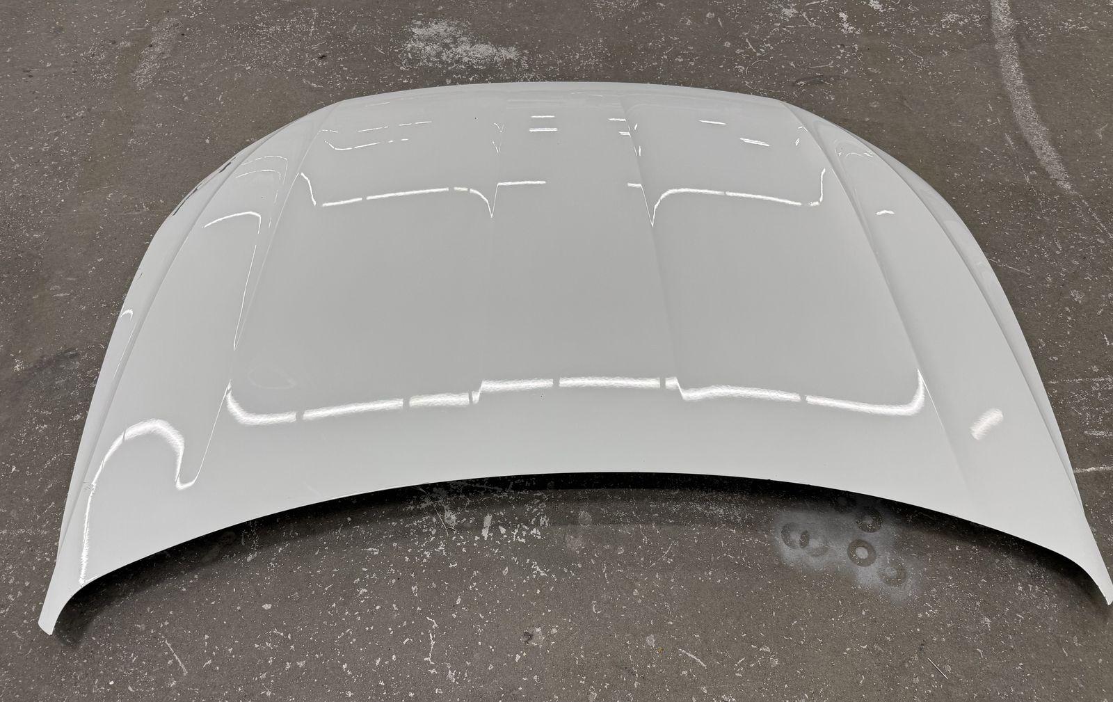 Main image 3