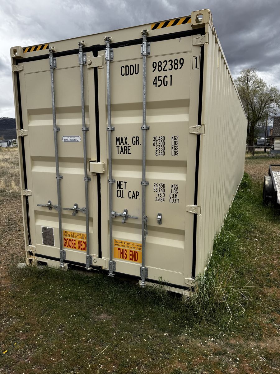 40’ High Cube Double Door Shipping Container