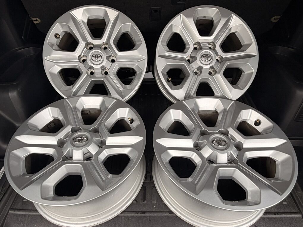 2024 Toyota 4Runner SR5 OEM STOCK RIMS-$800/OBO