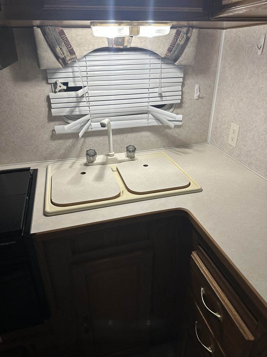 Main image 12