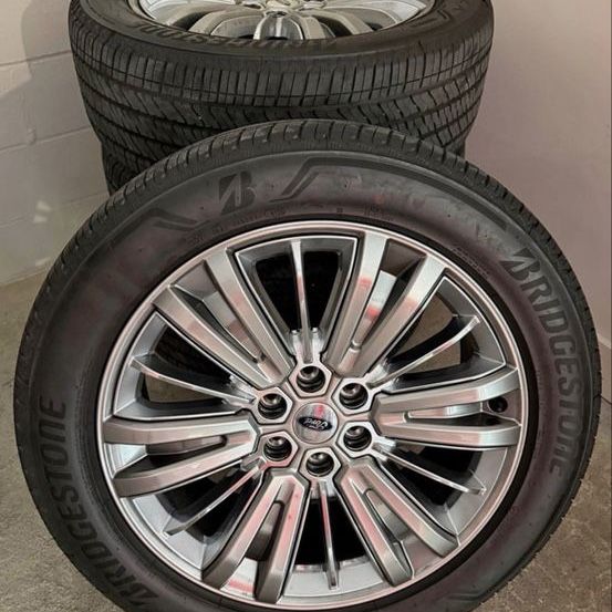 Brand new 2026 ford f150 platinum plus 22” wheels and tires 