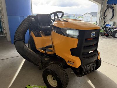 Cub cadet riding mower