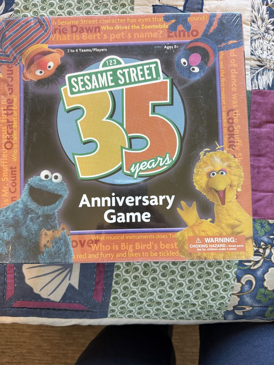 Sesame Street 35th Anniversary Board Game Ages 8+ 2-4 Teams/Players