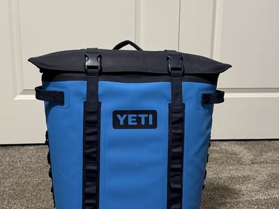 YETI Hopper M30 Soft Cooler