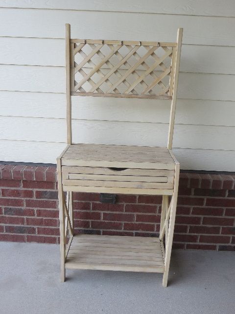 WOOD TABLE SYSTEM WITH DRAWER AND LATTICE HOOKS FOR HANGING ITEMS