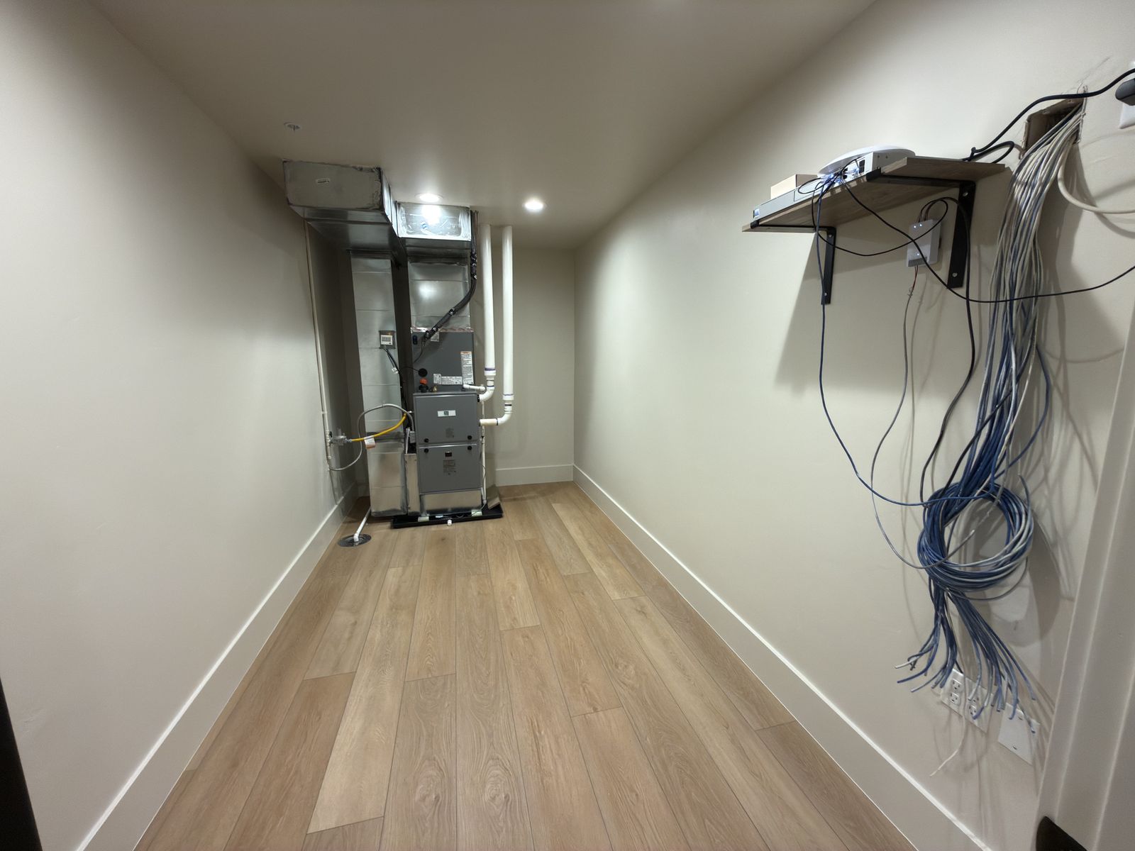 Main image 21