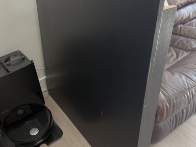 Black Wooden Table With Chairs