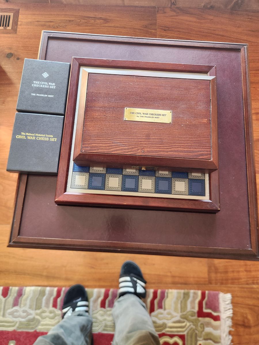 Franklin Mint Civil War Chess w/Table and Rare Checkers set (1983) Vintage